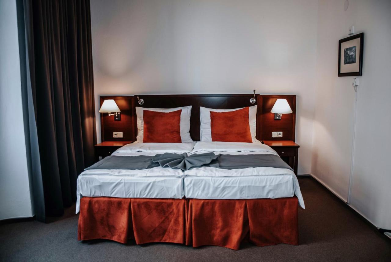 B&B Hotel Praha Novy Jicin Exterior photo