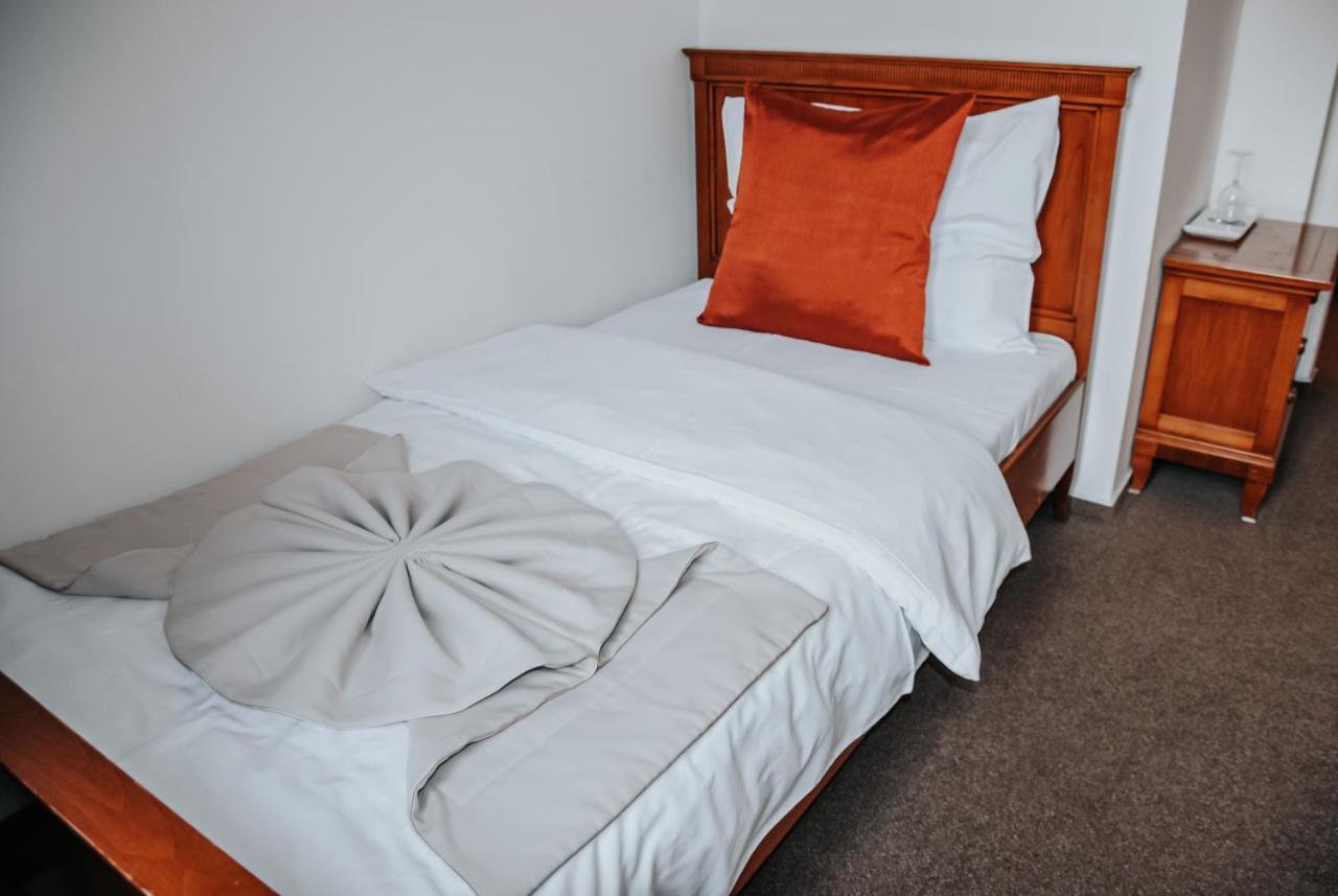 B&B Hotel Praha Novy Jicin Exterior photo