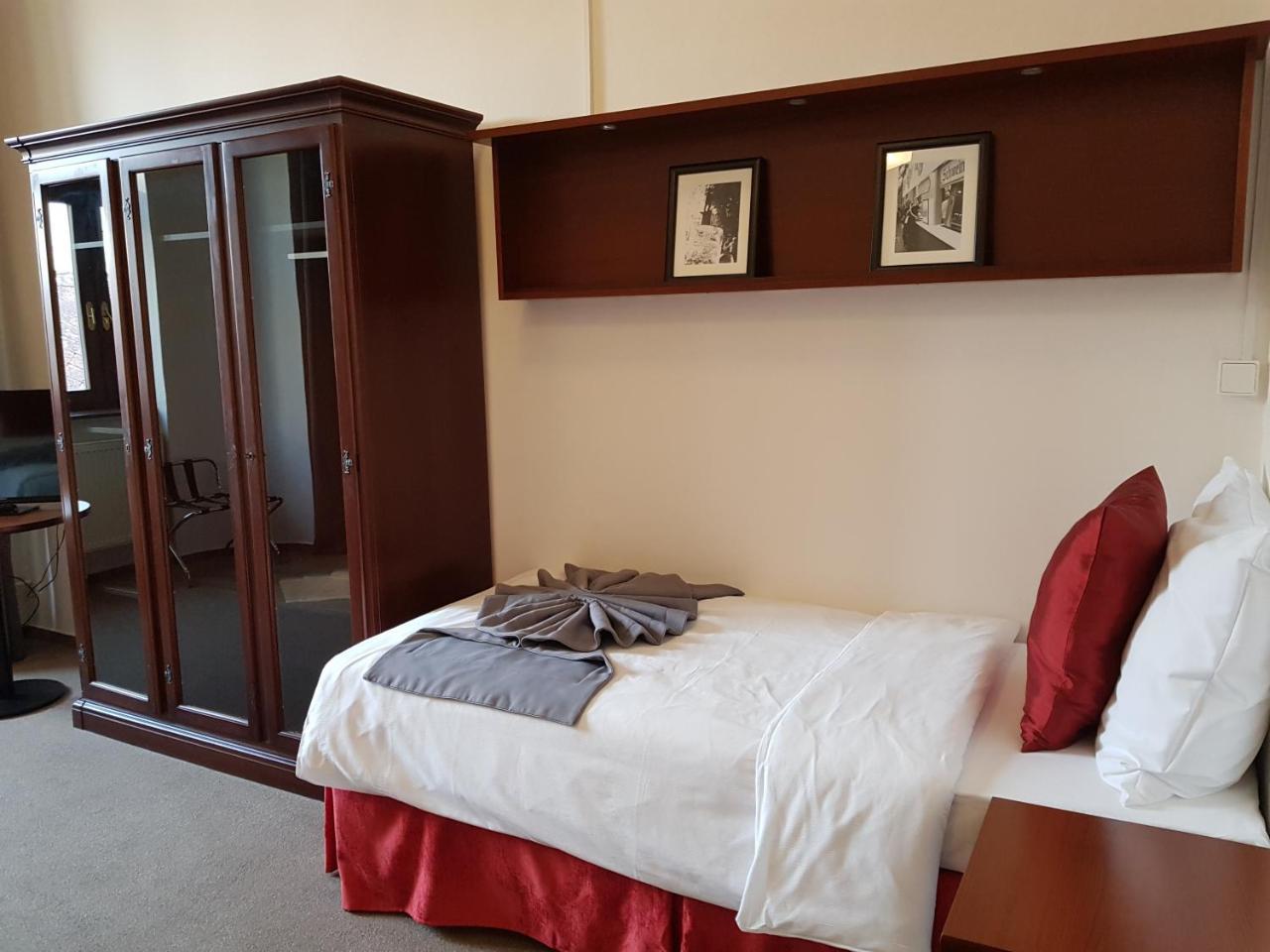 B&B Hotel Praha Novy Jicin Exterior photo